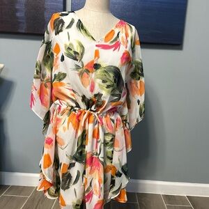 Charming Charlie Woman's Floral Romper Shorts Size Small